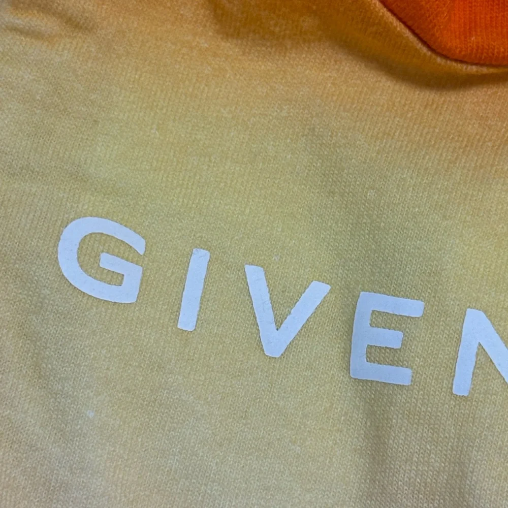 GIVENCHY Ruffled Ombré Cotton Shirt Size 6M - Picture 8 of 15